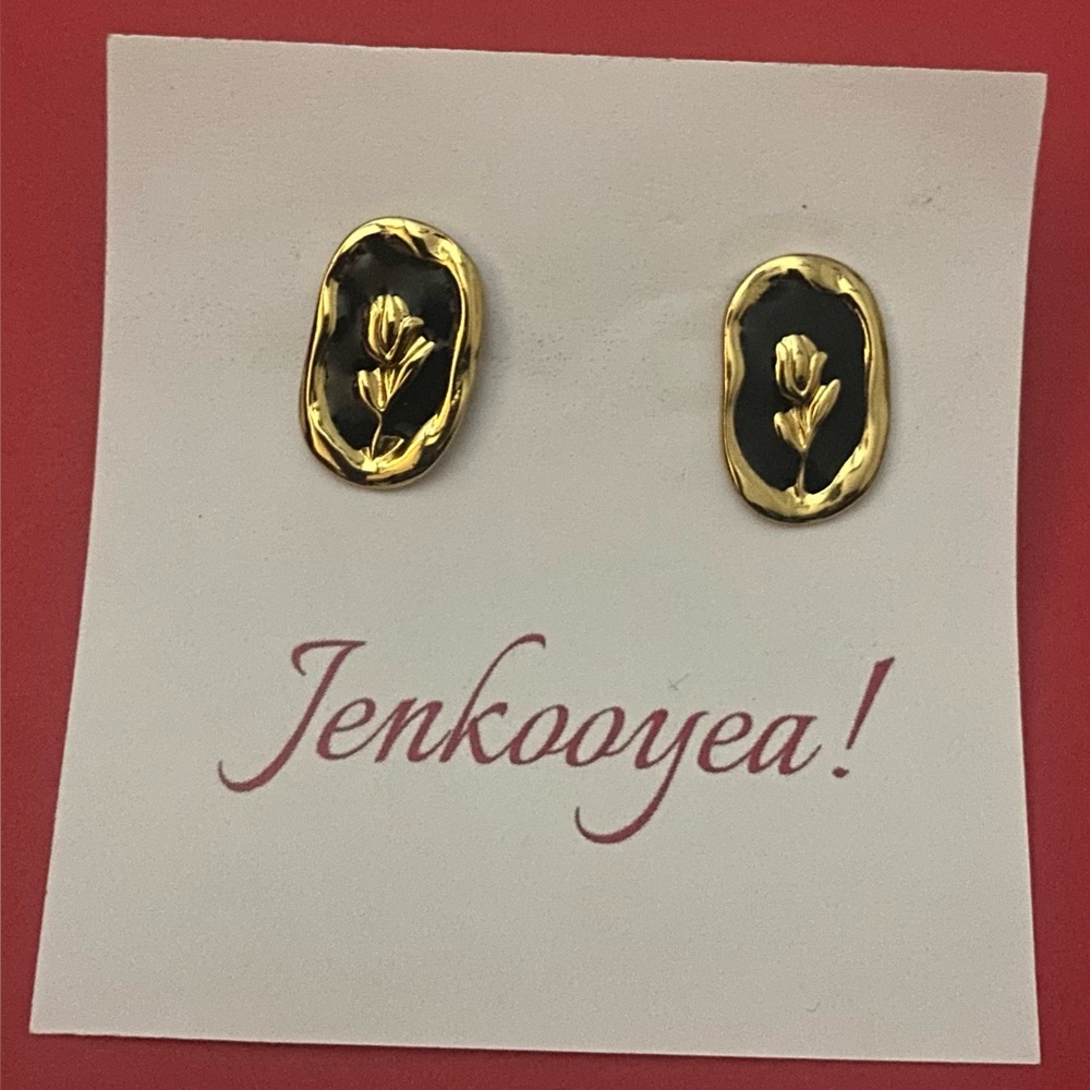 Gold and Black Oval Earrings